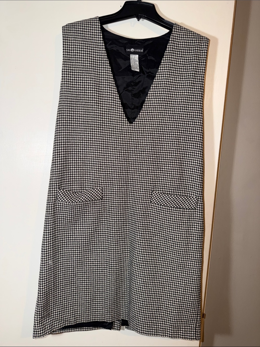 Vintage Black & White Houndstooth V‑Neck Shift Dress- Size 14